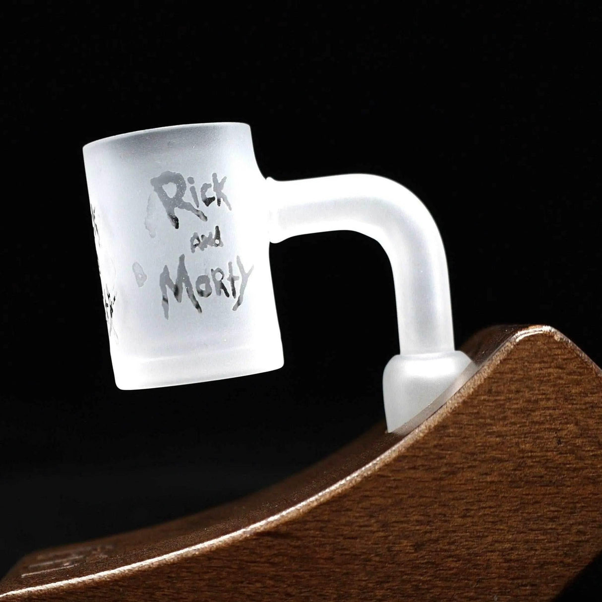 14 mm different Caracter Design Quartz Banger - SmokeMEGA