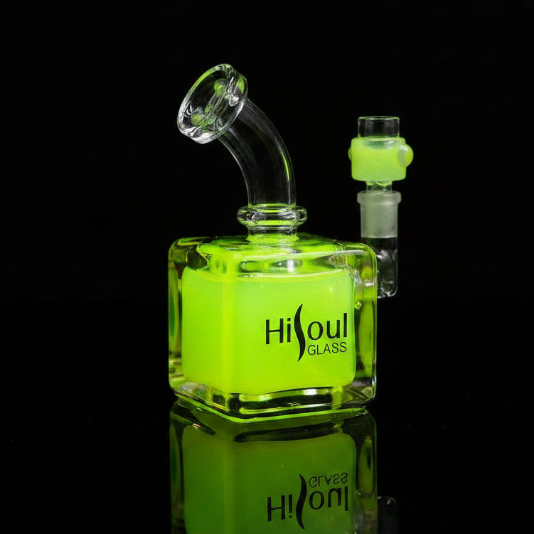 Freezable Water Pipe 7" - HiSoul Cube Glass