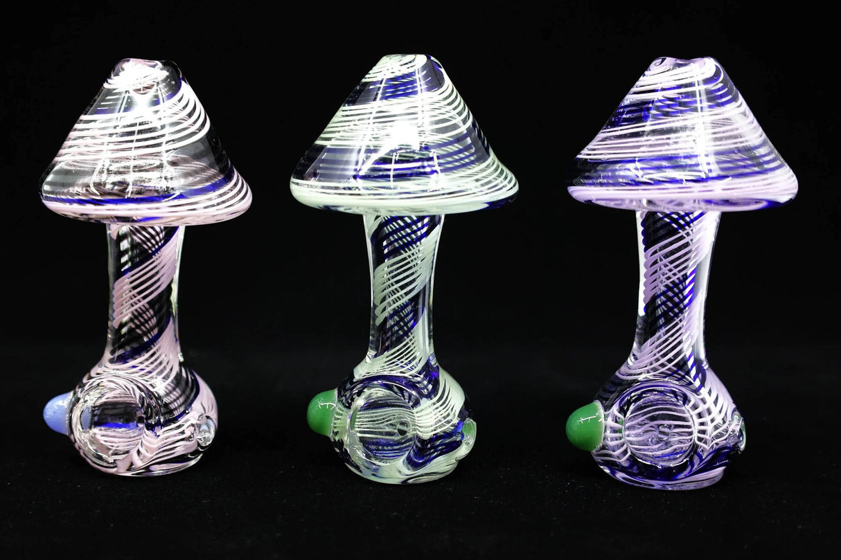 Smoking Hand Pipe Mushroom Shape - SmokeMEGA