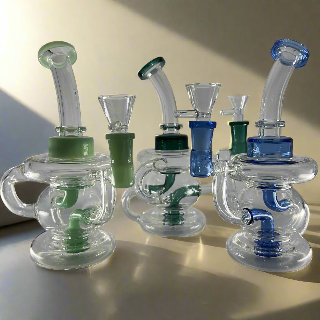 Recycle Dab Rig with innovative recycling system for smooth, strong hits.