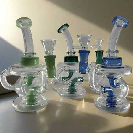 Recycle Dab Rig with innovative recycling system for smooth, strong hits.