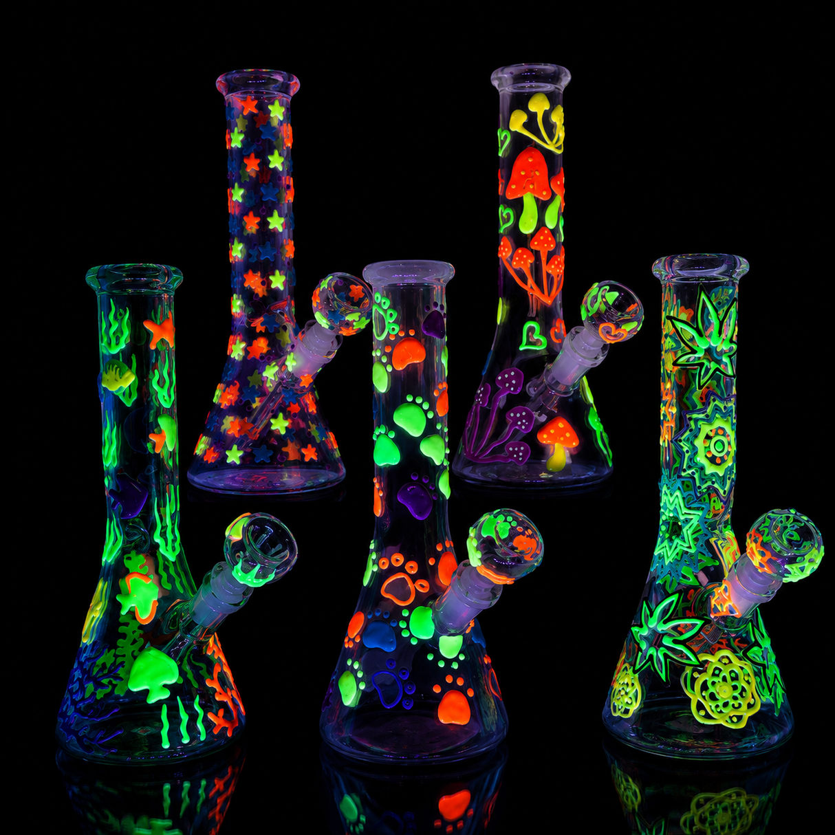 10 Inch Glow In The Dark Art Beaker Bong | SmokeMEGA