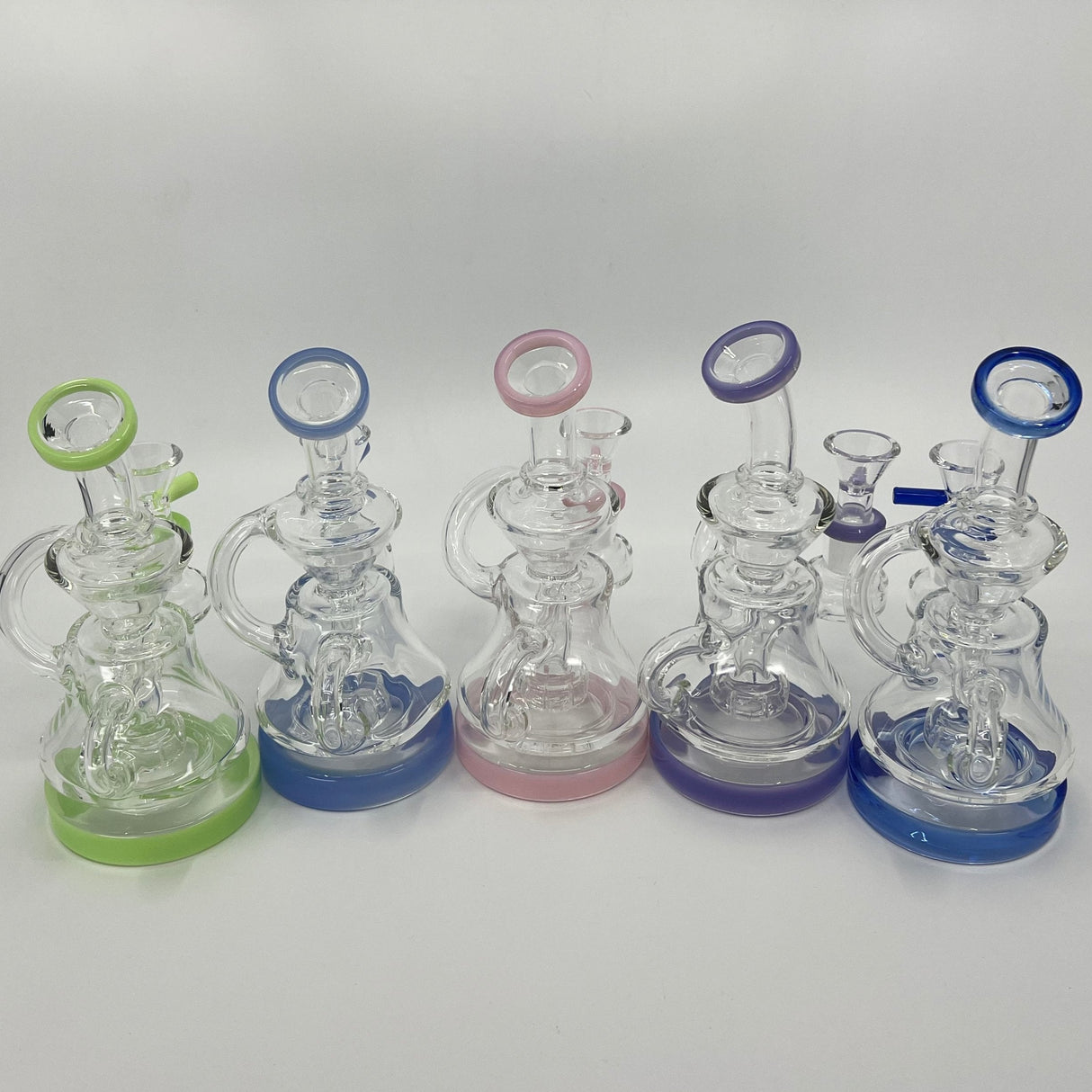 New Design snake DAB RIG with unique snake motif and compact size in various colors.