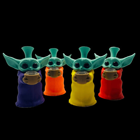 Grafitti Yoda Silicone Rig - SmokeMEGA