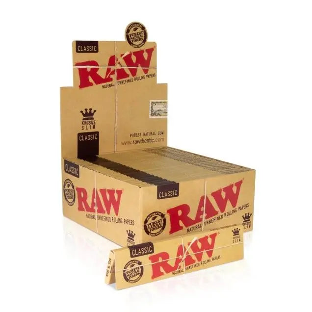 Raw® Classic Natural-KING Size Slim Rolling Papers box with 32 leaves per pack, eco-friendly, and unbleached.